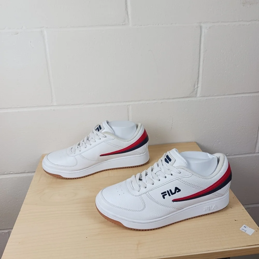 Fila Women's A-LOW Sneakers White, Red And Blue Low Top Size‎ 9.5 (No Insoles)